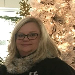 Meet your Posher, Christy